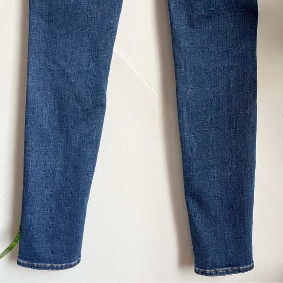 Frame Le Skinny de Jeanne in Alla Wash - Picture 6 of 10